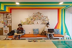 Locul.Central, Bangalore