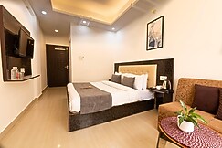 Panch Aarohan Hotel Nature Plaza, Haridwar
