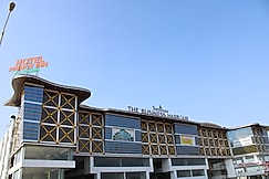 Hotel Prince Inn, Vadodara