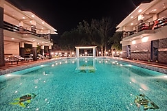 Hotel La-Mishika, Tarapith