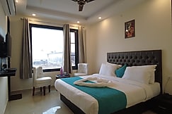 The President, Rishikesh