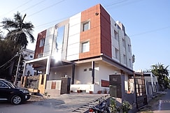 Hotel The Golden Palms, Udaipur