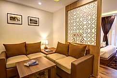The Cosmos Hotel, Gangtok