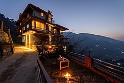 Rosastays Ramgarh Vatika -360 Degree Mountain View, Bhimtal