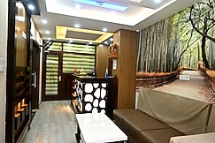 Hotel K B Palace, Varanasi