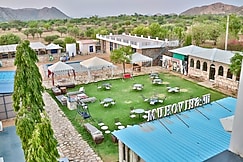 Shivohum Adventure Retreat, Chomu