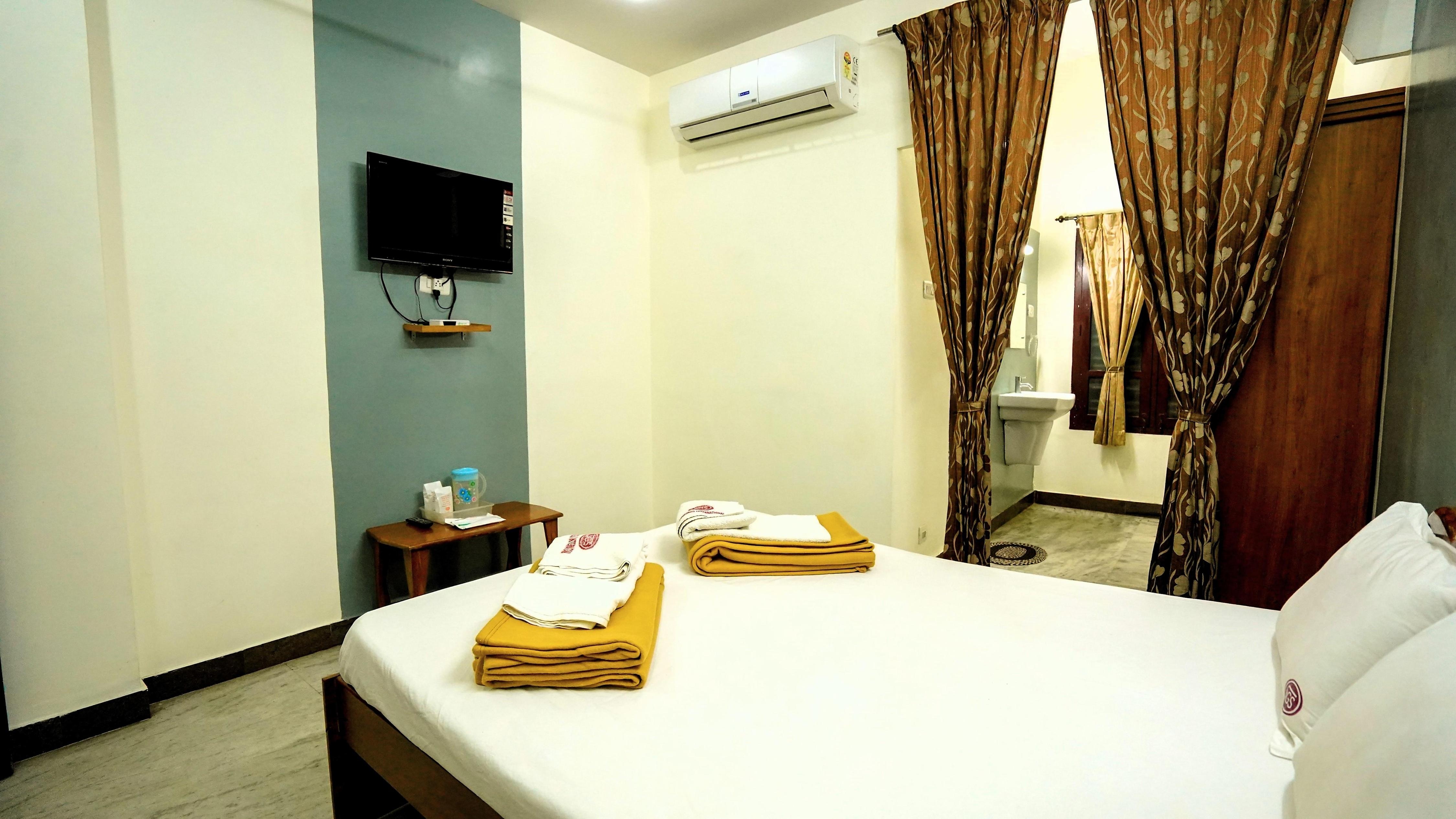SGS Lodgings International - Tap to explore photos