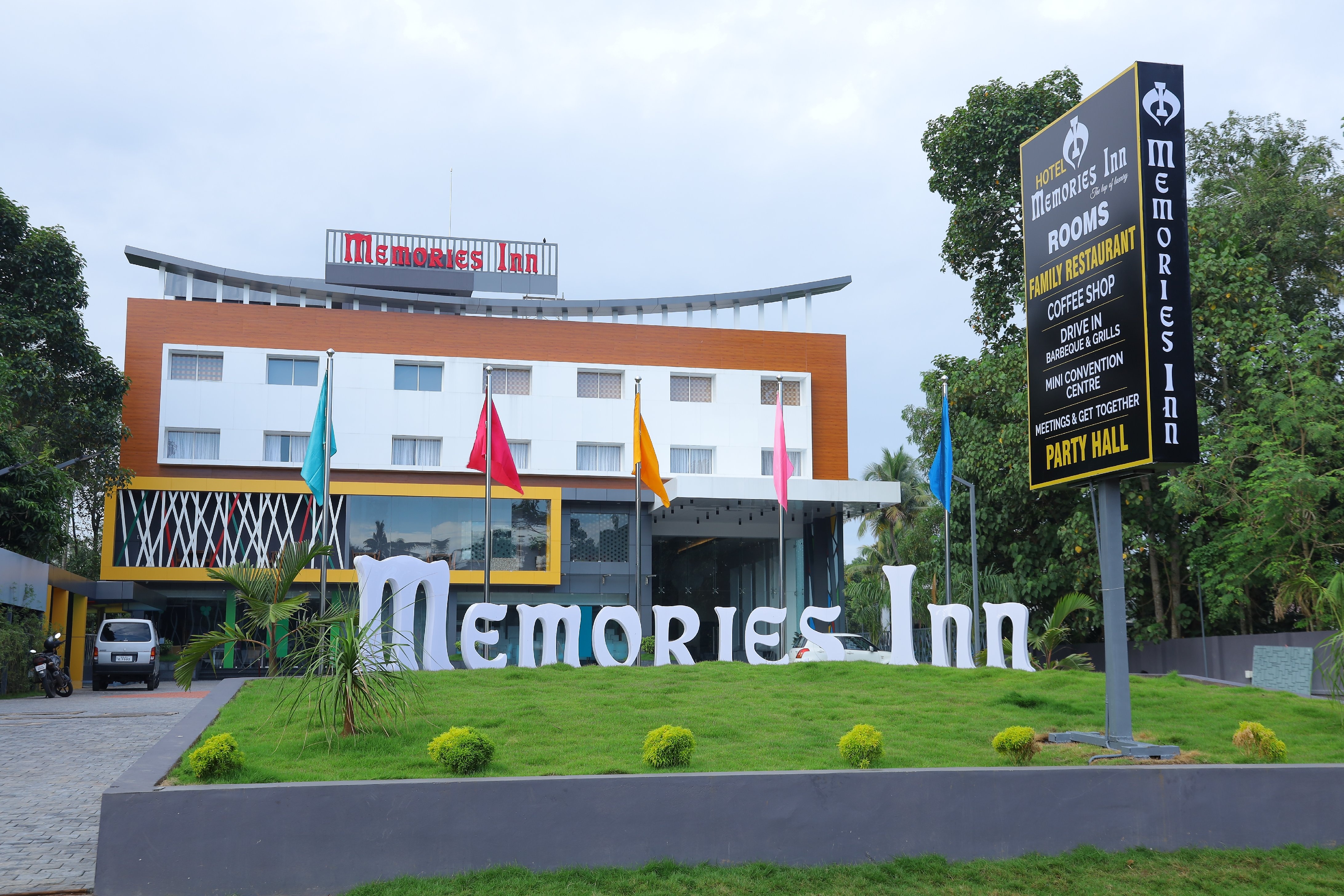 Hotel Memories Inn - Tap to explore photos