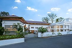 Hotel ETH, Cochin