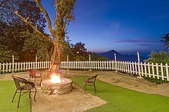 Hotel LA Casa By Aashna, Mussoorie