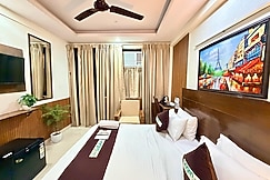 Hotel Oxygen La Vida Inn, Noida