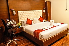 Hotel RN Grand, Vijaywada