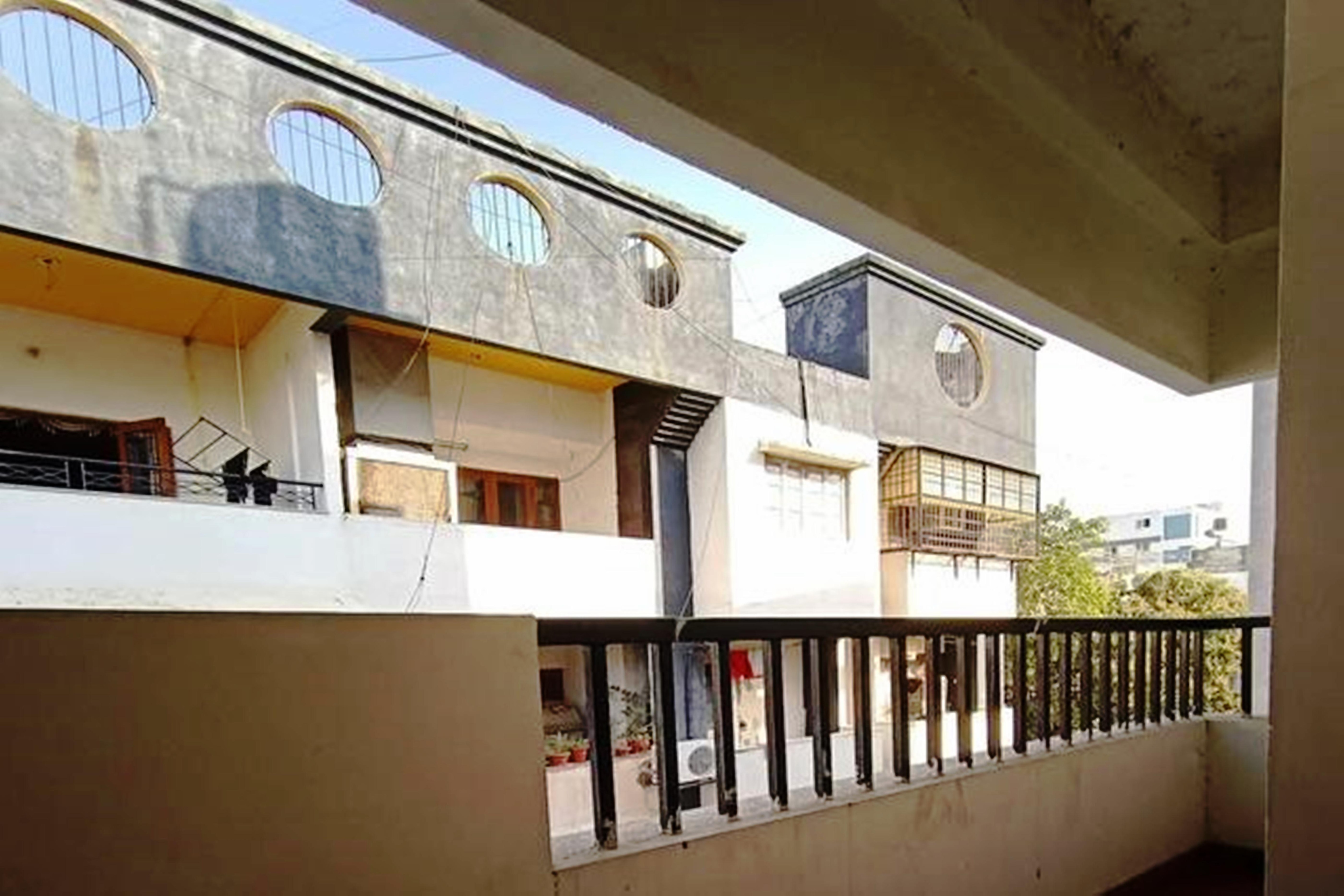 Boutique Apartment | Rooms & Caretaker 5
