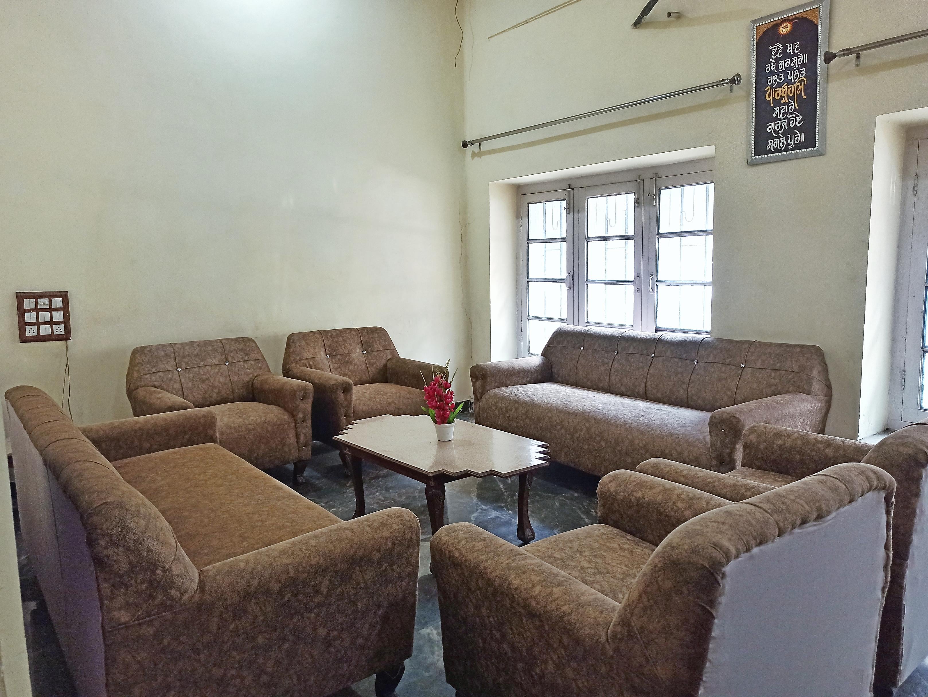Inder Niwas Bed and breaksfast - Tap to explore photos