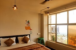 Hill Veu Hostel, Bir Billing