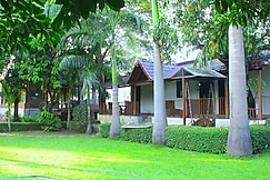 Sadanand  Farmstay Resort, Karjat