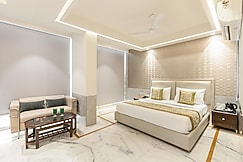 Hotel Star by Star Group, Delhi