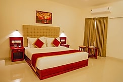 HOTEL PALAZHI, Pathanapuram