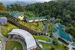 Aveda Munnar  Mountains and Mist, Munnar