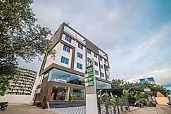 Hotel Emerald Tree, Pune