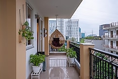 BedChambers Serviced Apartments | Medanta Medicity, Delhi