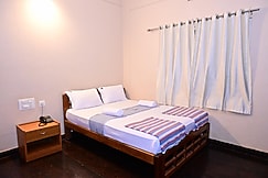 Jaya Paradise, Murudeshwar