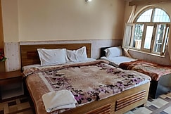 Hotel Hill Top, Nainital