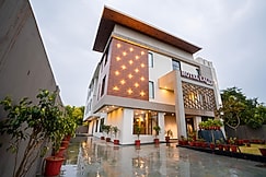 Lalit International - A Boutique Hotel