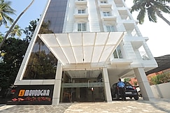 Sreepathi Mayoogha with Roof-top Swimming Pool
