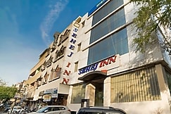 Hotel Sehej Inn @5mins drive from Sarai rohilla railway station, Delhi