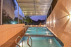 Hotel Padmavati Palace, Medha