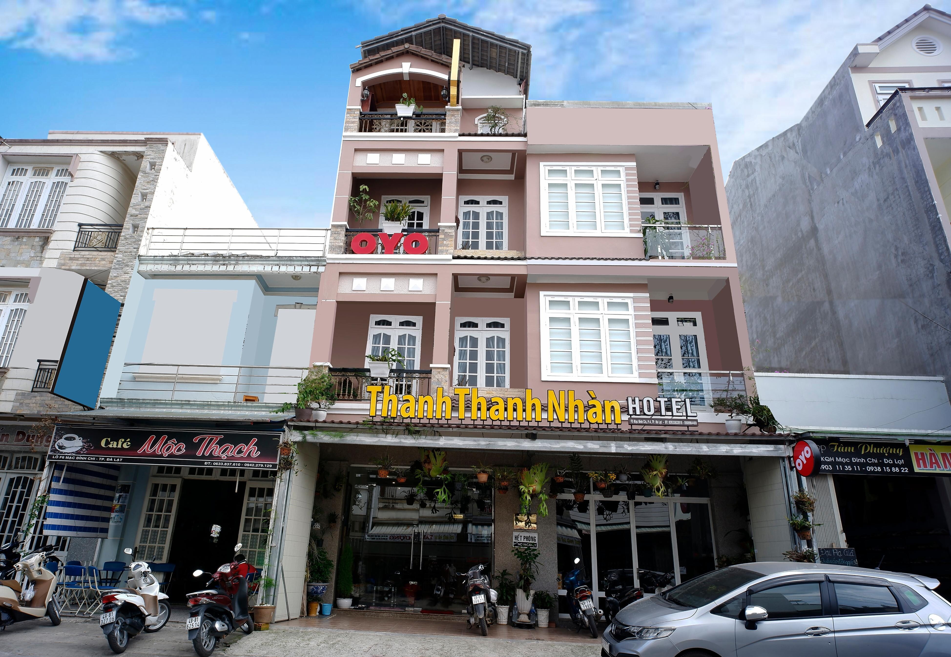 OYO 987 Thanh Thanh Nhan Hotel - Tap to explore photos