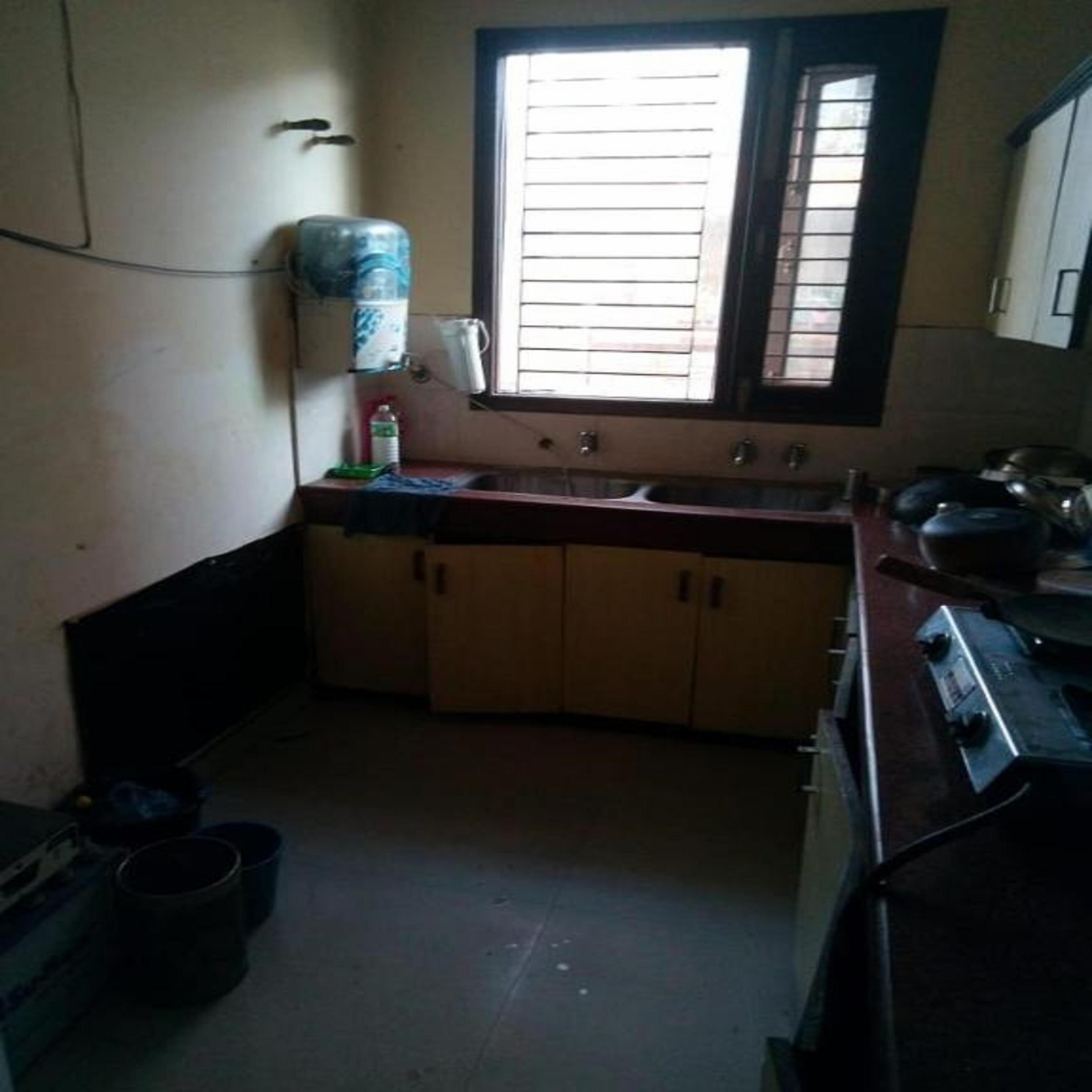 RBS Accommodation Panchsheel Enclave - PG for Boys - Tap to explore photos