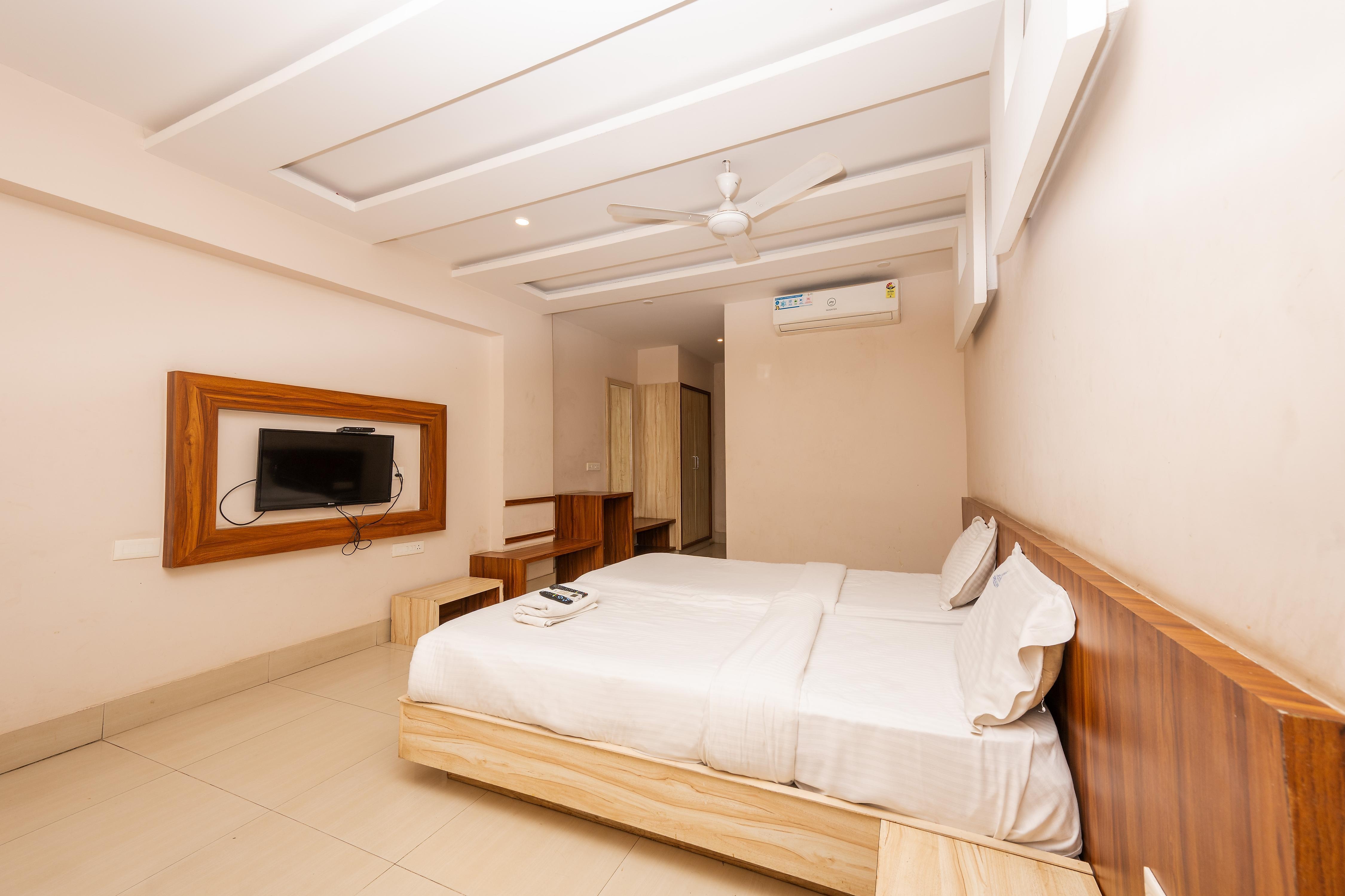 Hotel SRS Jade Empire Attibele - Hosur - Tap to explore photos