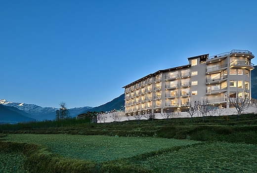 juSTa Grand View Resort & Spa, Manali (Centrally Heated Resort)