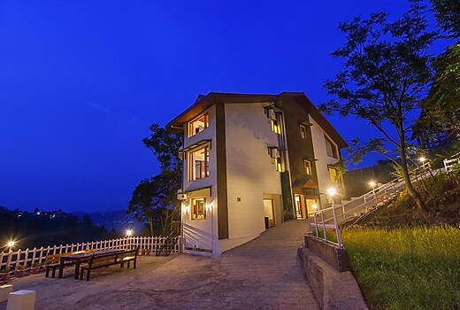 V are Family | Juniper Entire 6 BHK Villa