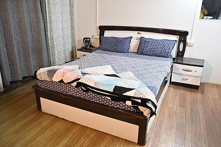 standard family room