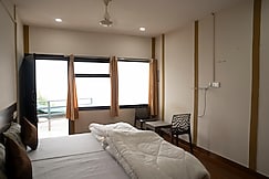 JUNYALI THE RESORT, Dehradun