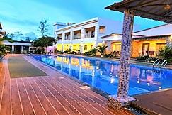 Classic Beach Resort, मंदारमणि