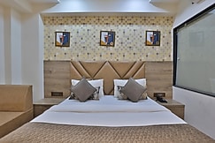 Hotel The Grand Radhey, Ahmedabad