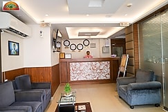 Amar Tree Express Hotel, Howrah