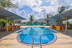 EKOSTAY  - Simba 3 BHK Pool Villa, Murbad