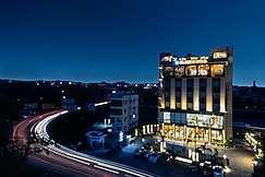 Clarion Hotel  Dehradun, Vikasnagar