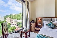 Hotel Rabbit Ratnam, Udaipur