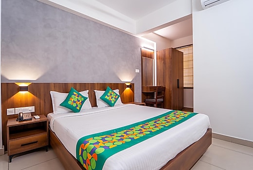 Treebo Petals Suites