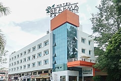 Treebo Brahma Regency, Wadgaon