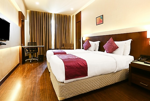 Treebo Premium Eden Residency Near Sec 29