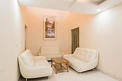 Treebo House Inn, Noida