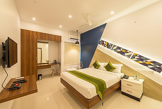 Treebo Premium Corner Stay