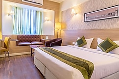 Treebo Premium Grand Emerald, Pune